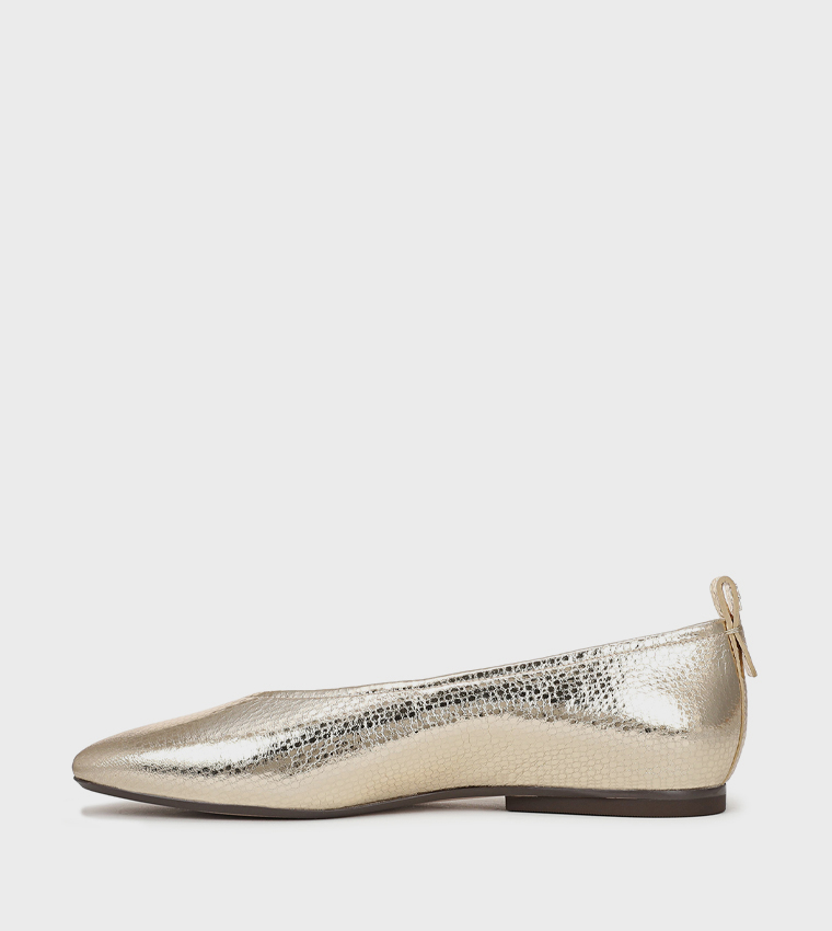 CARLA Textured Almond Toe Ballerinas