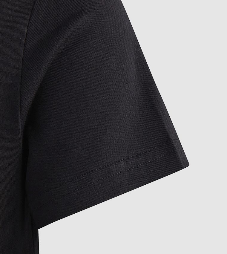 Logo Detail Slim Fit T-Shirt