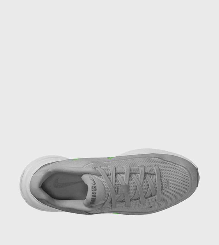 سنيكرز أبليفت إس سي بشعار