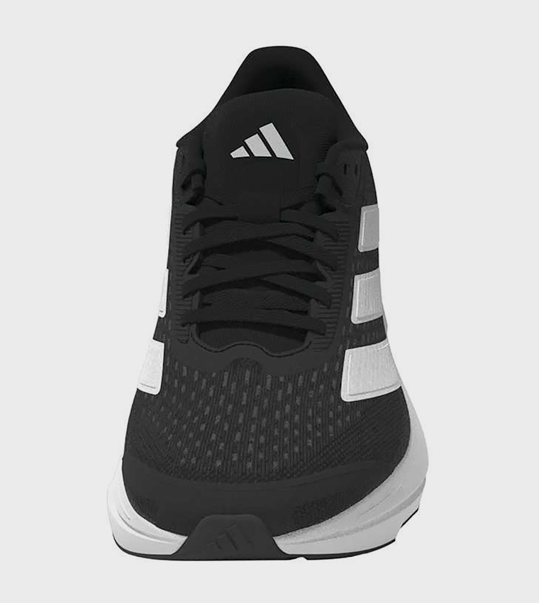 حذاء جري ستريت توك