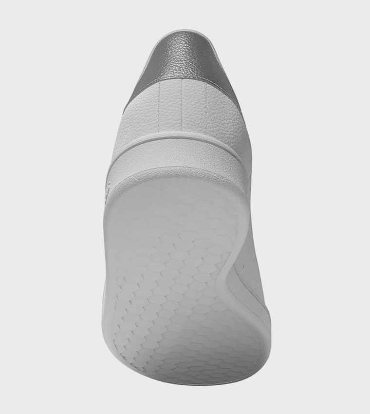 سنيكرز أوربان كورت برباط