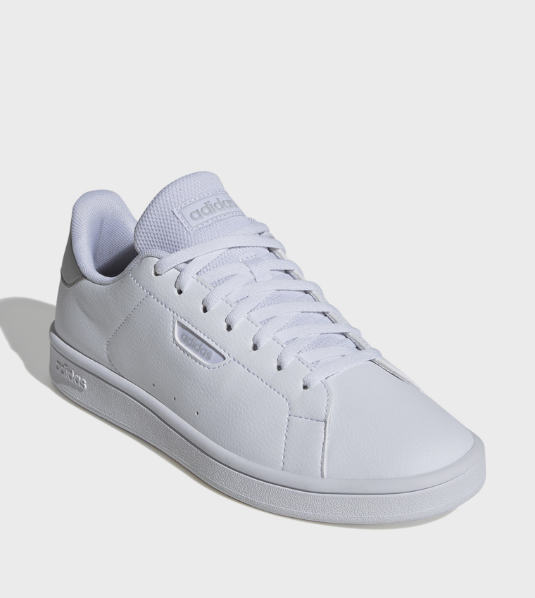 سنيكرز أوربان كورت برباط