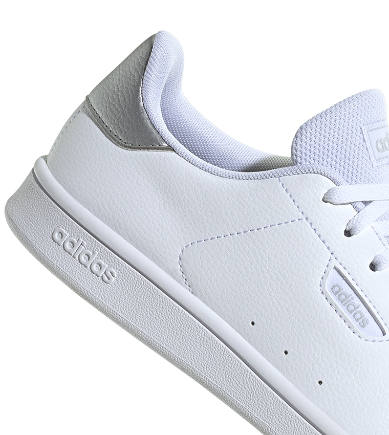 سنيكرز أوربان كورت برباط