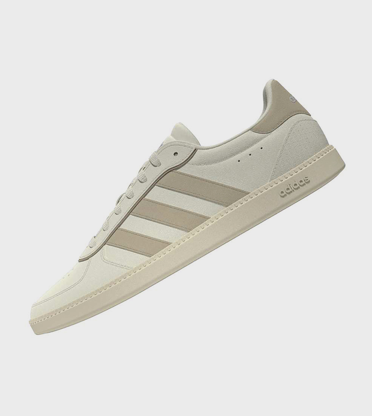 BREAKNET SLEEK Lace-Up Sneakers