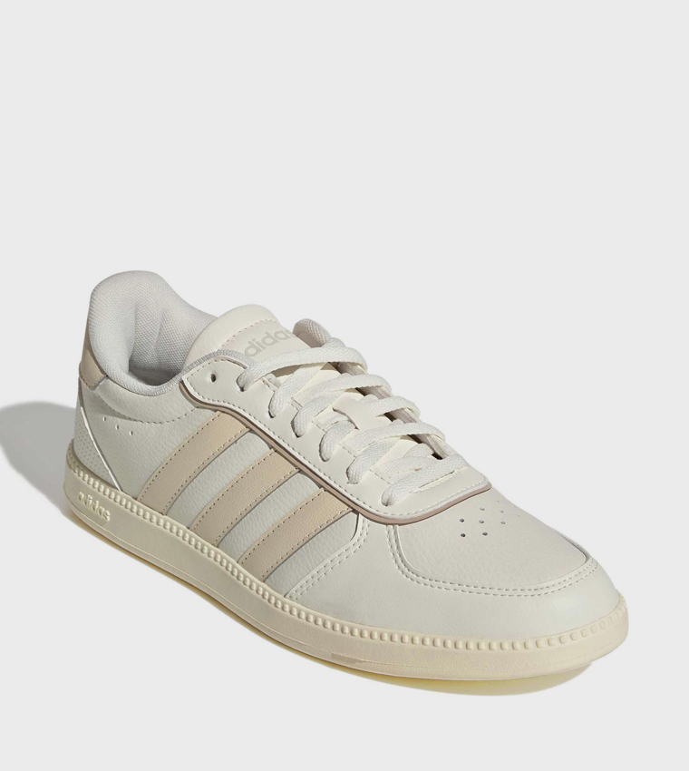 BREAKNET SLEEK Lace-Up Sneakers