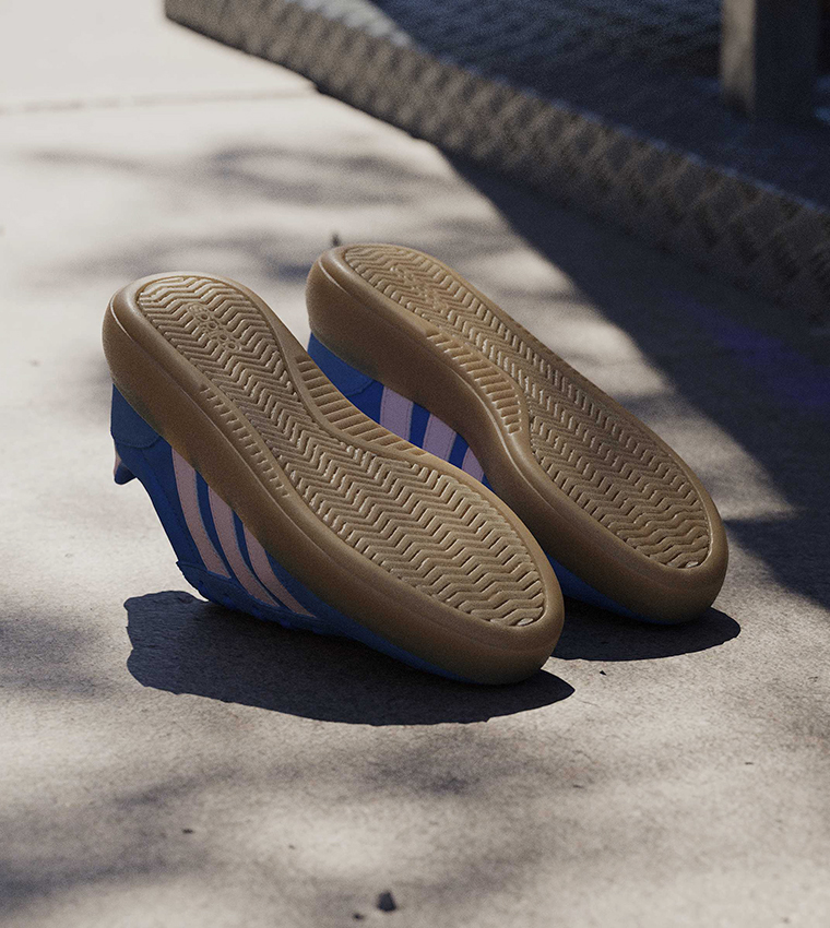 BARREDA DECODE Lace-Up Sneakers