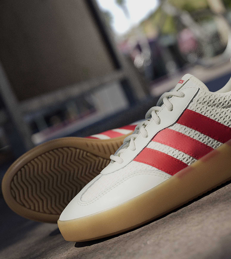 سنيكرز باريدا ديكود برباط