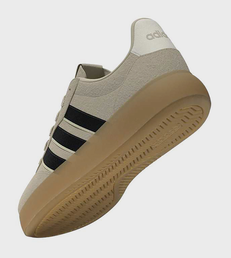 سنيكرز باريدا ديكود لوكس برباط