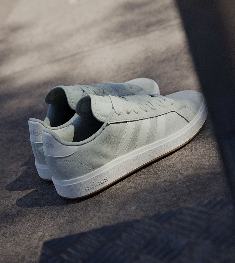 GRAND COURT BASE Lace-Up Sneakers