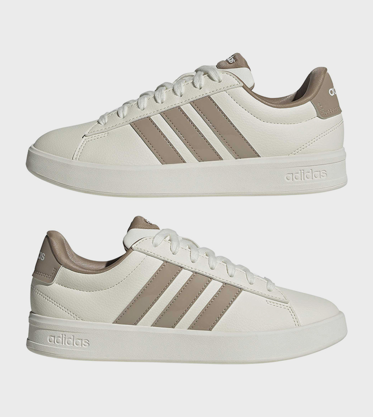 GRAND COURT 3.0 Lace-Up Sneakers