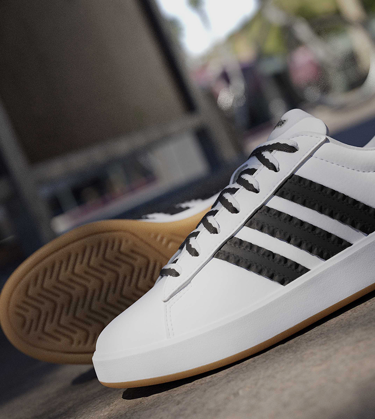 GRAND COURT 3.0 Lace-Up Sneakers