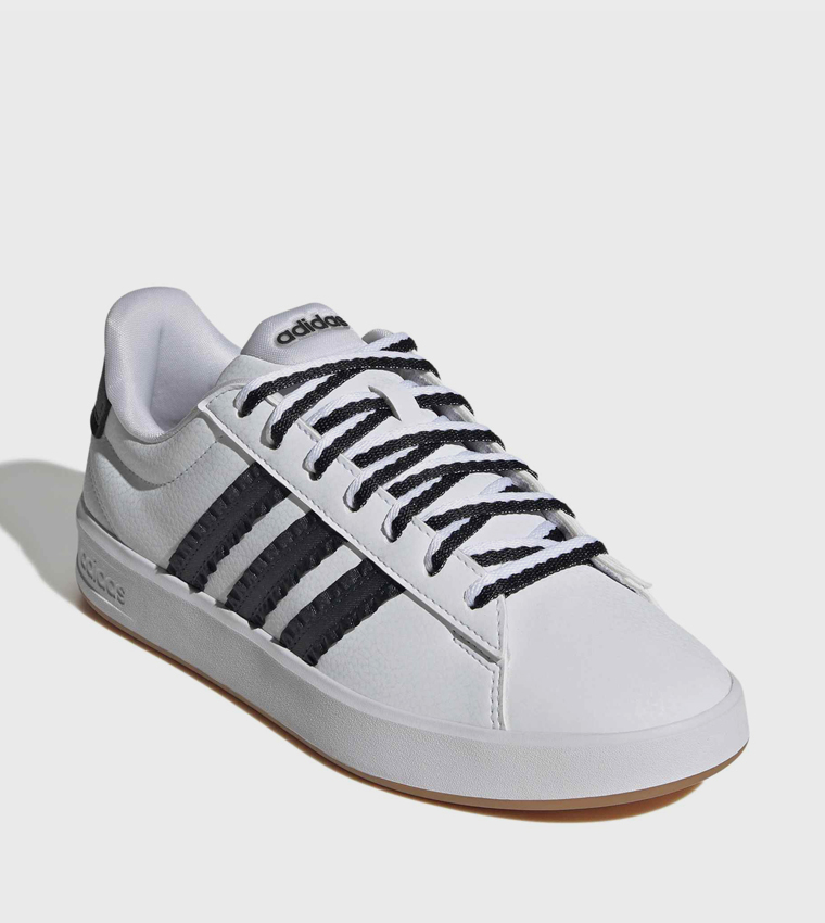 GRAND COURT 3.0 Lace-Up Sneakers