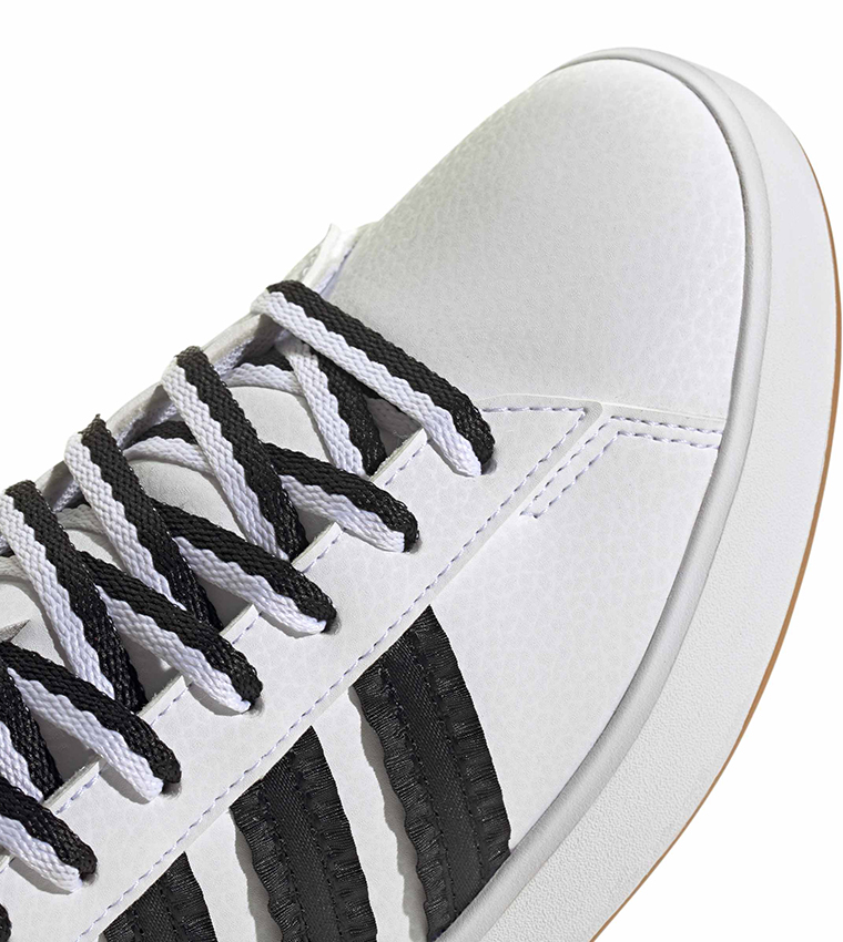 GRAND COURT 3.0 Lace-Up Sneakers