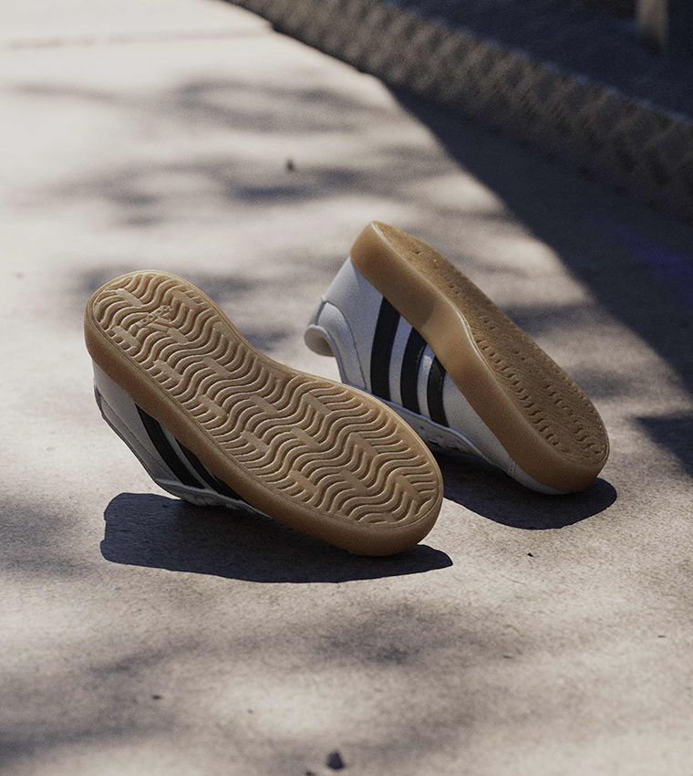 VL COURT 3.0 Lace-Up Sneakers