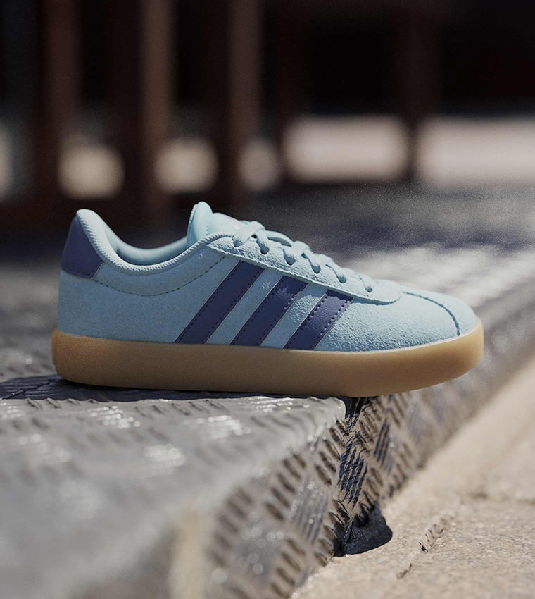 VL COURT 3.0 Lace-Up Sneakers