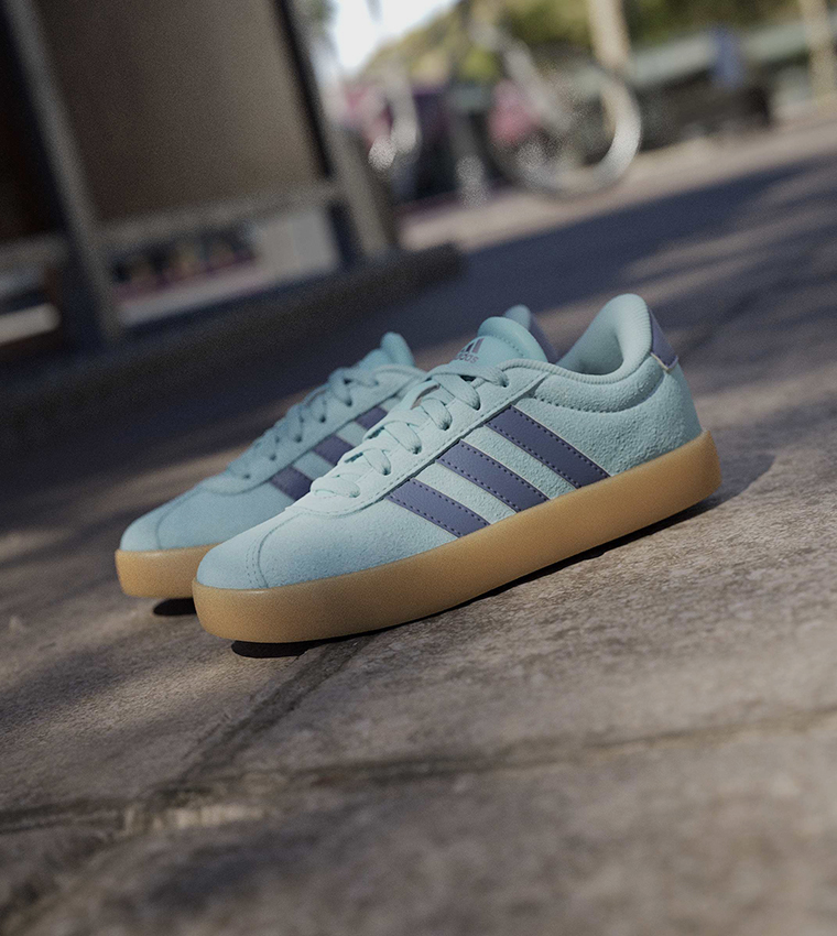 VL COURT 3.0 Lace-Up Sneakers