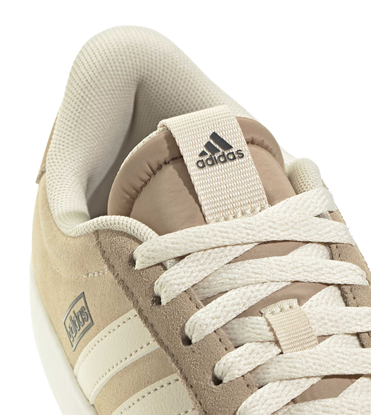 VL COURT 3.0 Lace-Up Sneakers