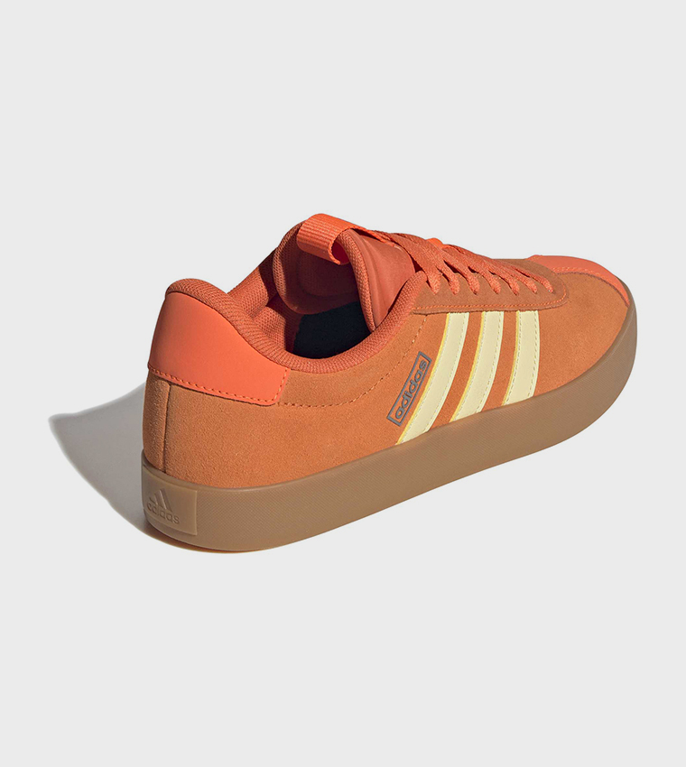 VL COURT 3.0 Lace-Up Sneakers