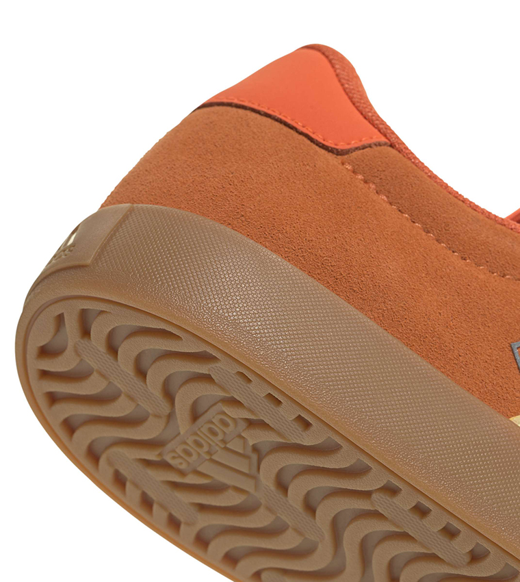 VL COURT 3.0 Lace-Up Sneakers