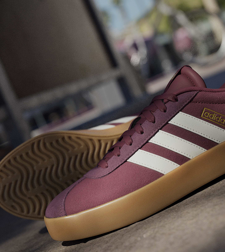 VL COURT 3.0 Lace-Up Sneakers