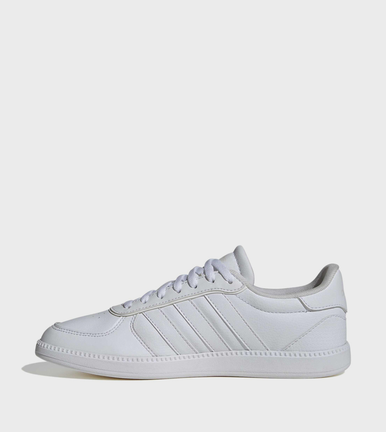 BREAKNET SLEEK Lace-Up Sneakers