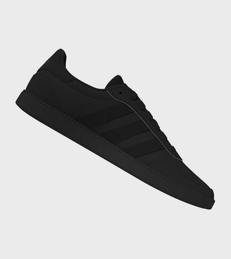 BREAKNET SLEEK Lace-Up Sneakers