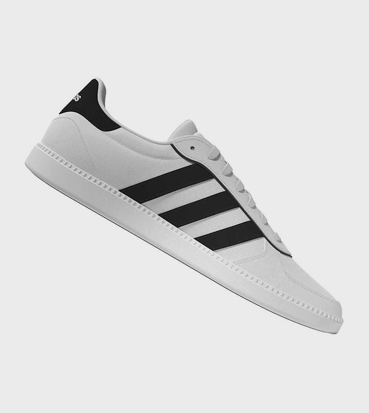 BREAKNET SLEEK Lace-Up Sneakers