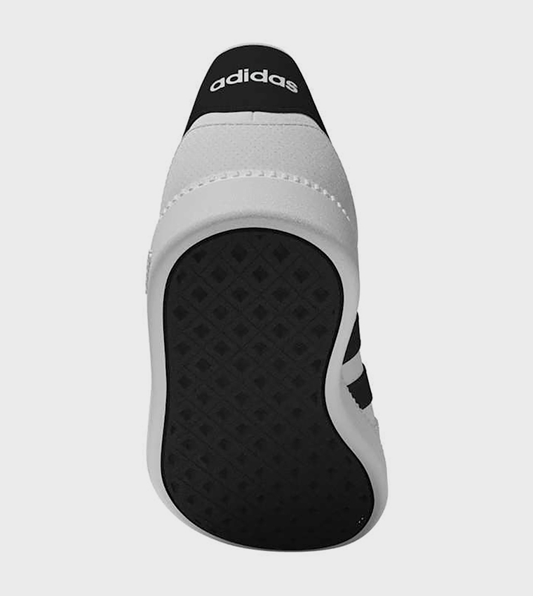 BREAKNET SLEEK Lace-Up Sneakers