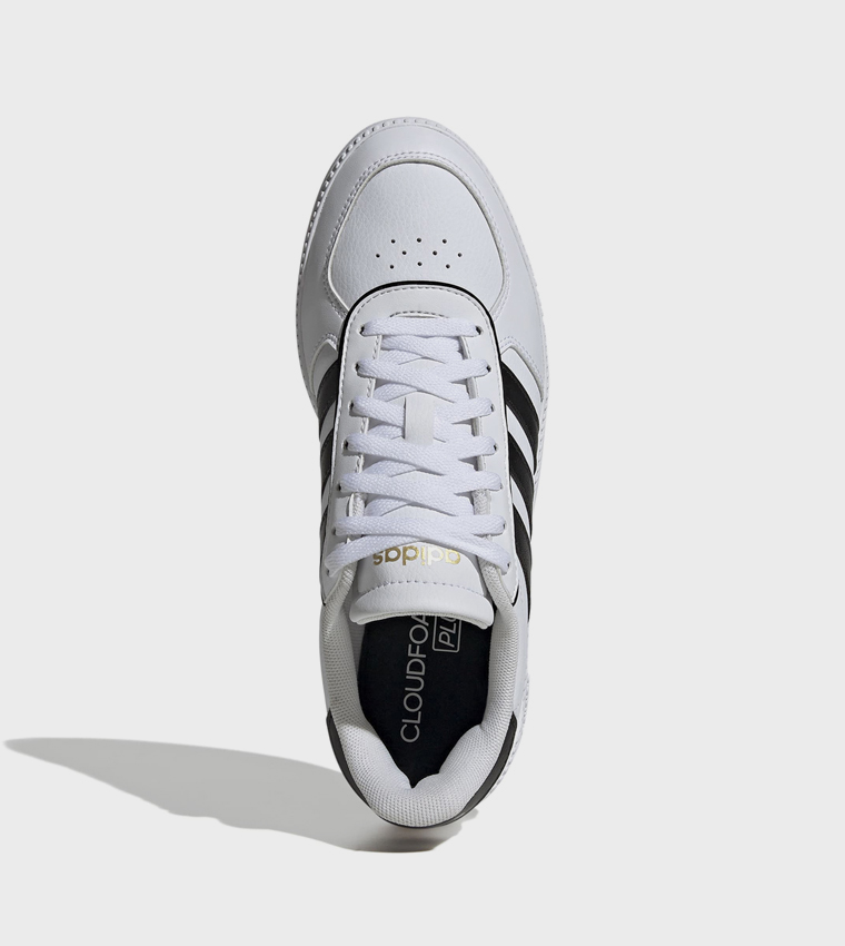 BREAKNET SLEEK Lace-Up Sneakers