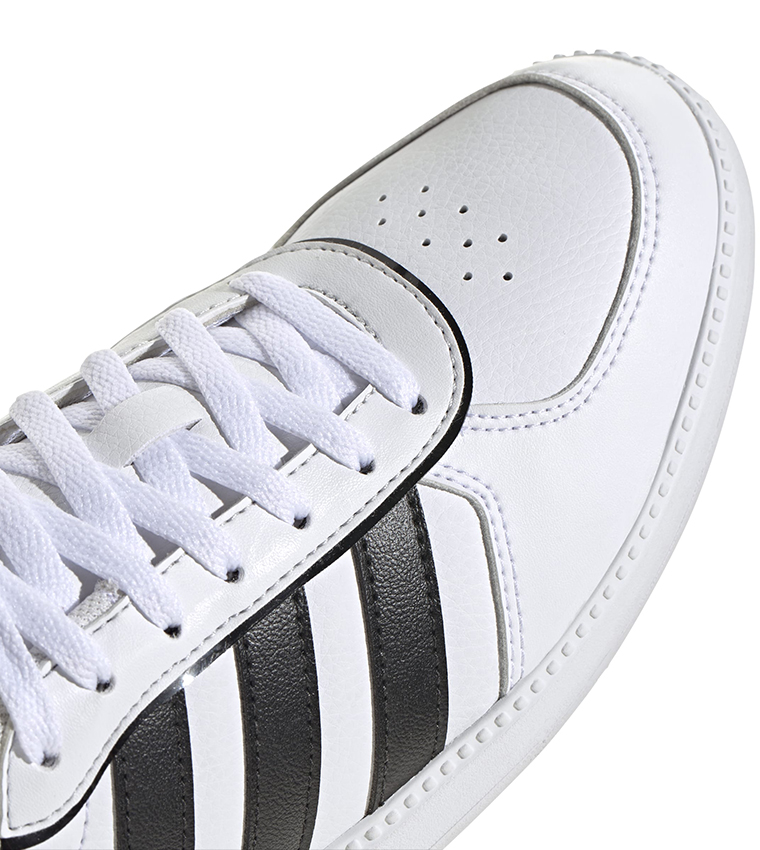 BREAKNET SLEEK Lace-Up Sneakers