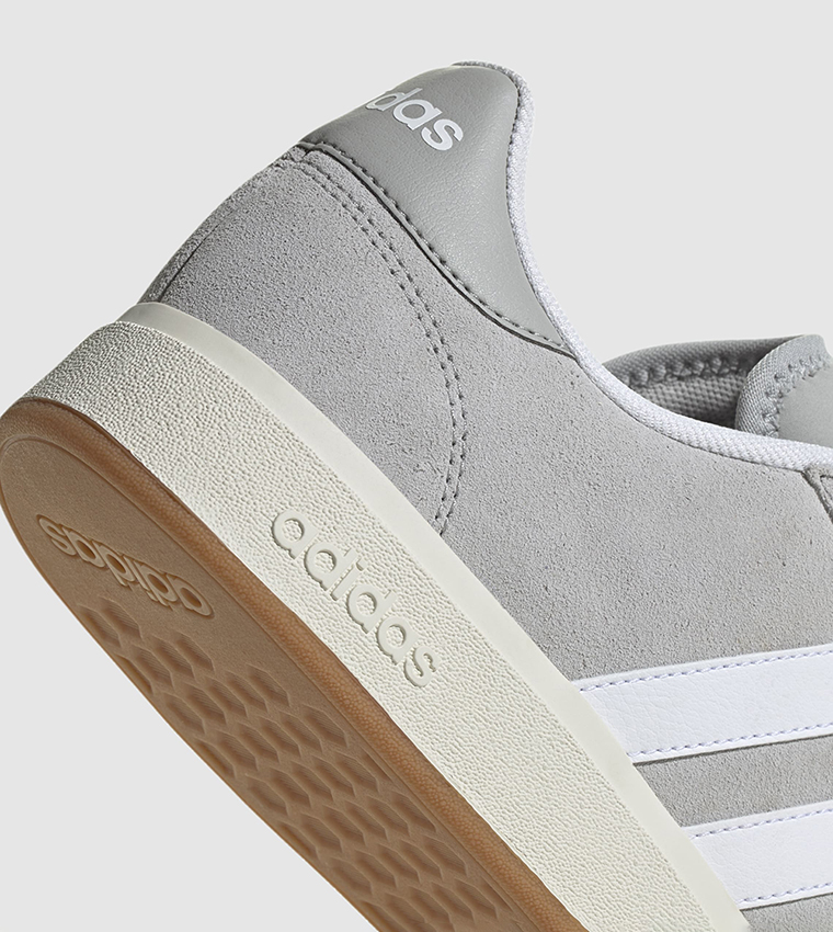 Grand Court Base 00s Lace-Up Shoes