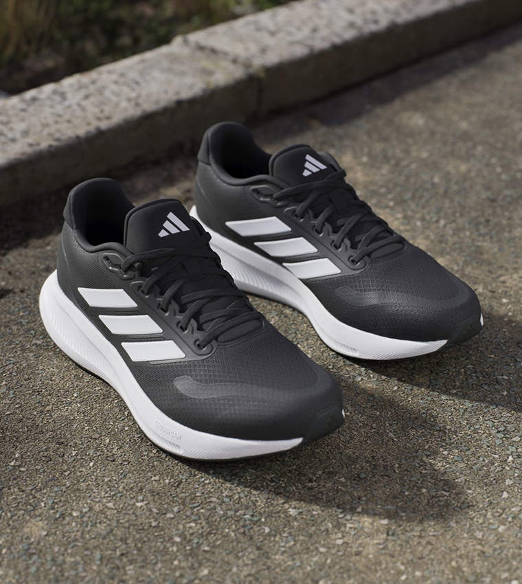 حذاء جري رن فالكون 5