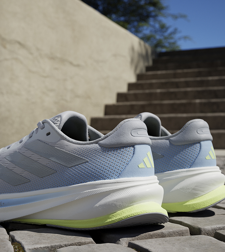 SUPERNOVA RISE 2 Textured Running Shoes