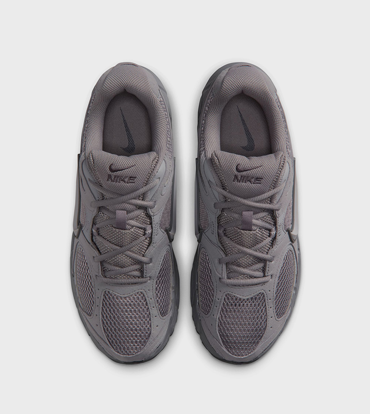 V5 RNR Lace-Up Runner Sneakers