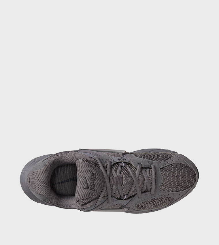 V5 RNR Lace-Up Runner Sneakers