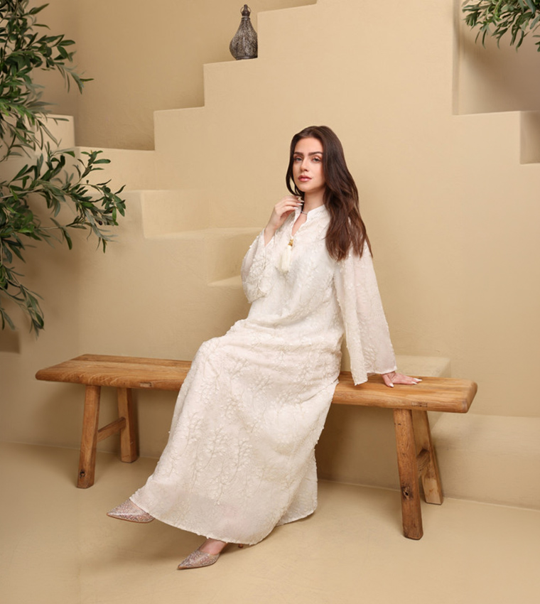 SEREEN Embroidered Flared Sleeves Jalabiya