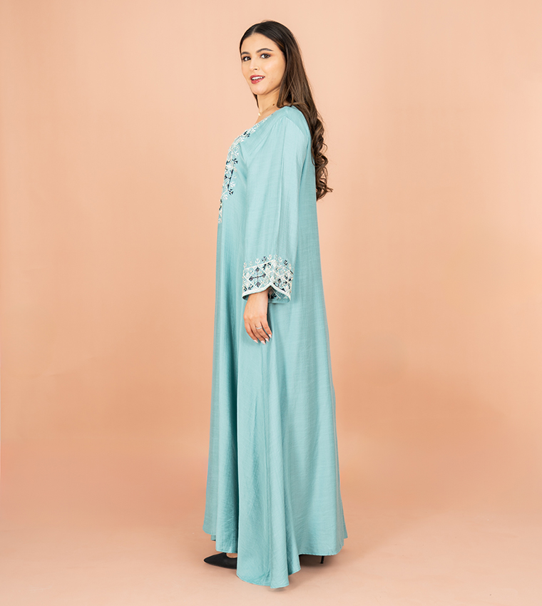 Embroidered Crew Neck Jalabiya