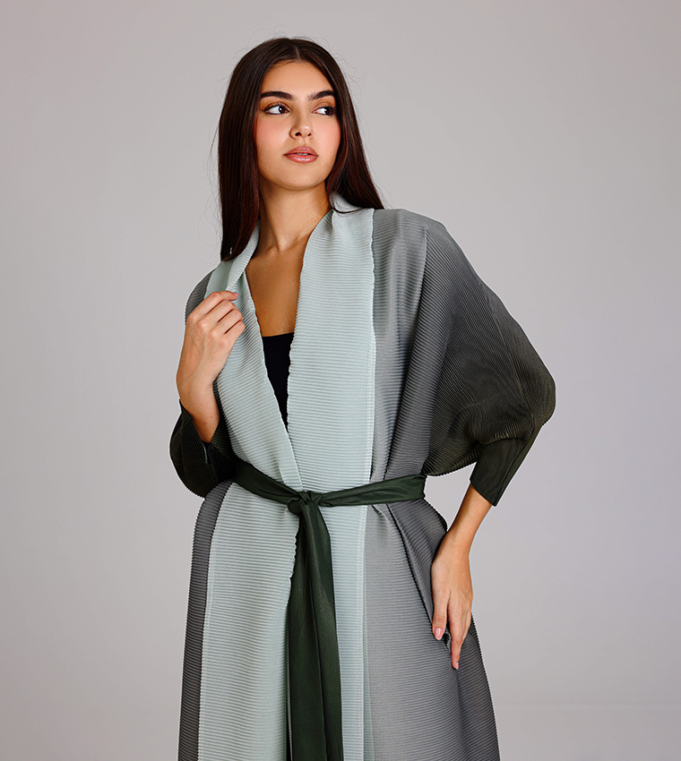 عباية أومبري بحزام وكم واسع 