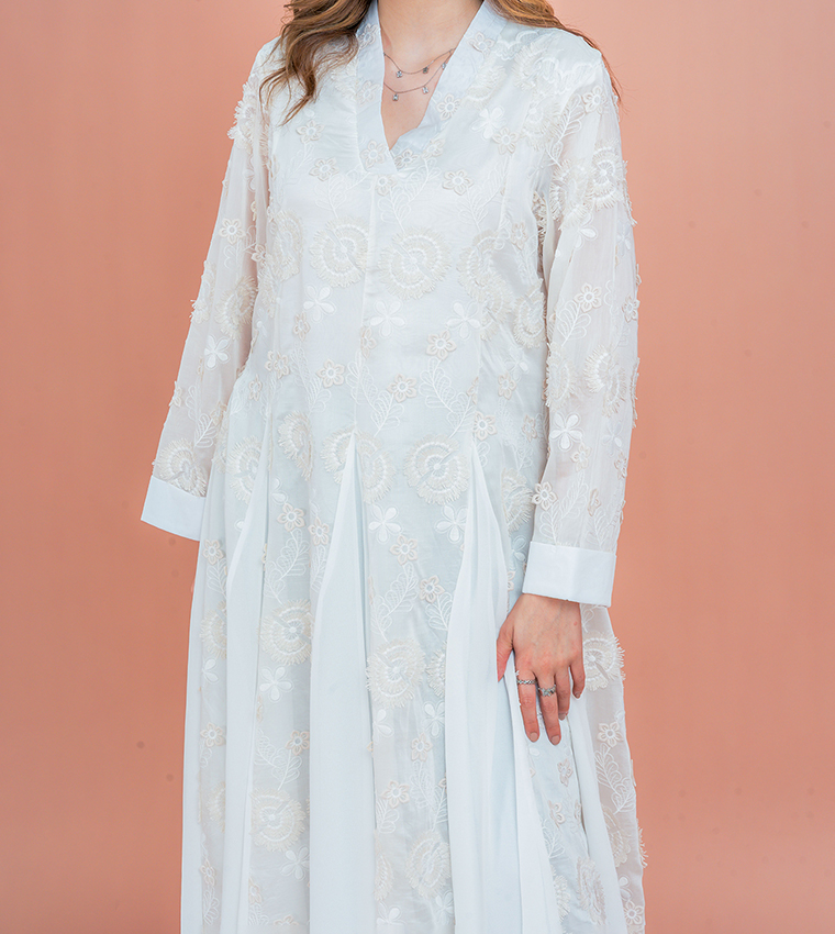 Embroidered V-Neck Jalabiya