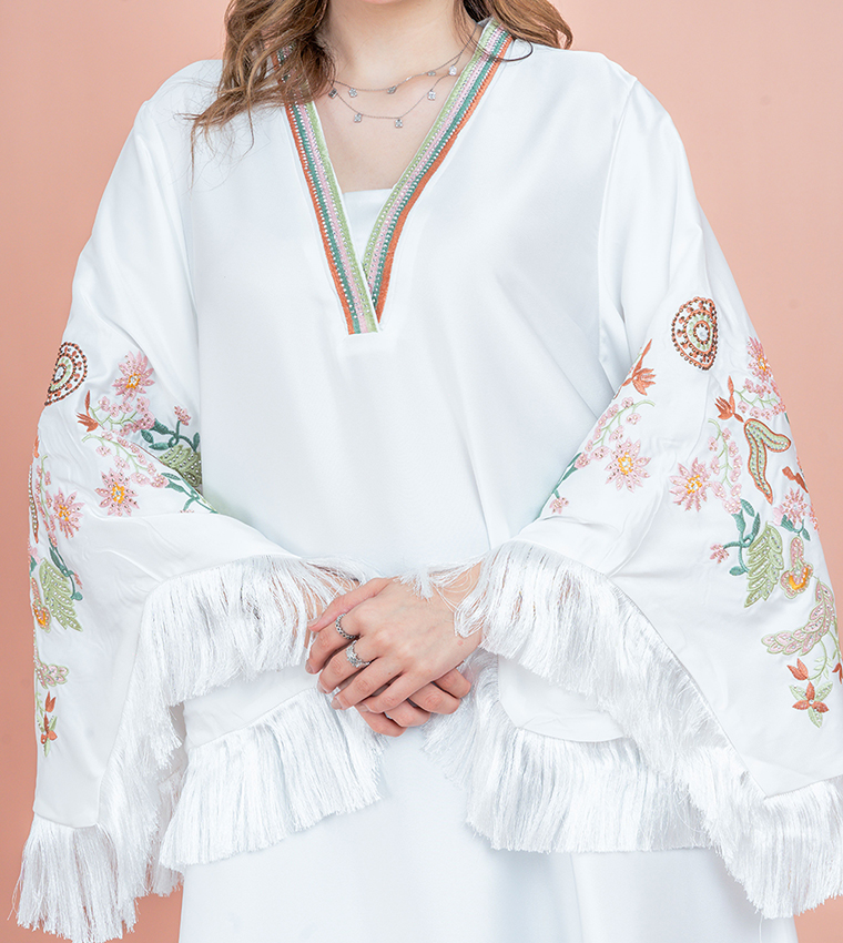 Embroidered Flared Sleeves Jalabiya