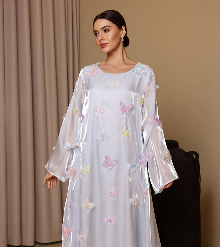 جلابية مزينة بكم فلير 