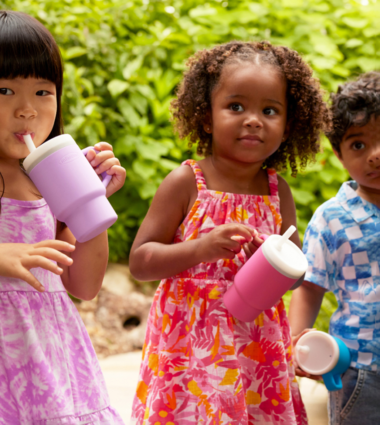 كوب شرب للأطفال 