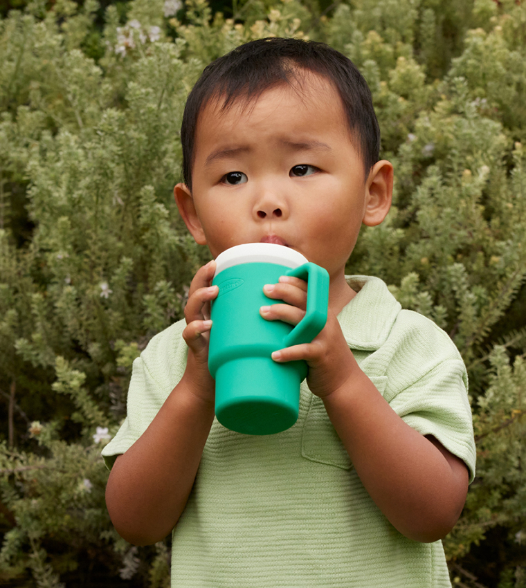 كوب شرب للأطفال 