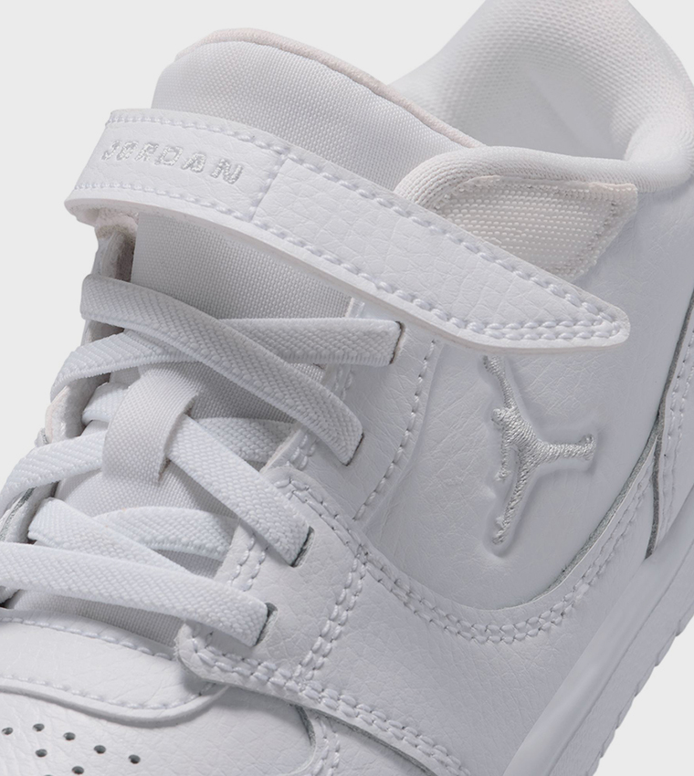 JORDAN ACCESS Court Shoes
