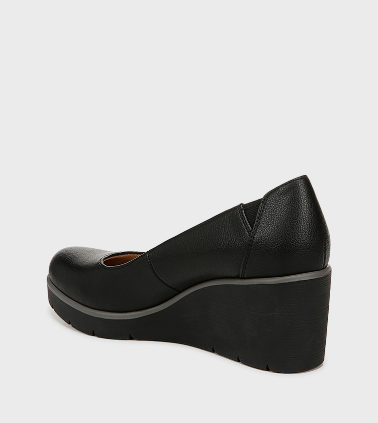 ABOUT-TIME Wedge Pumps