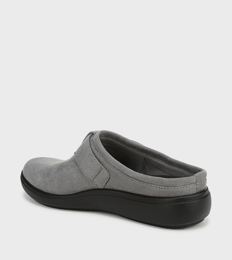 BALANCE Buckle Detail Clogs
