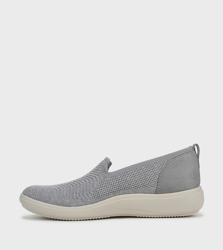 BOULEVARD Textured Slip-On Shoes