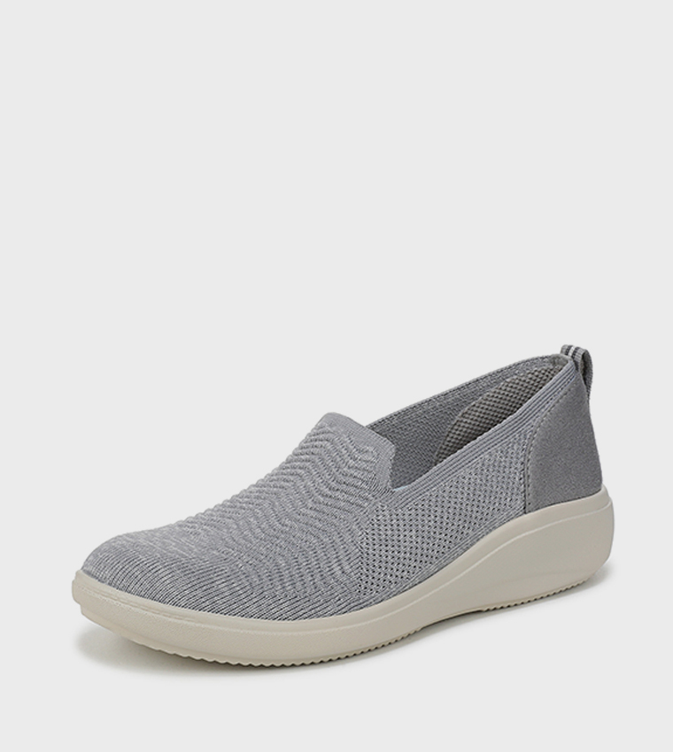 BOULEVARD Textured Slip-On Shoes