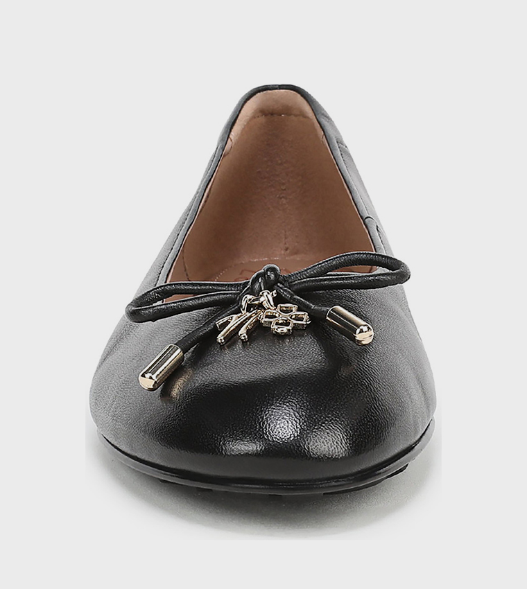 ASHLYN Bow Deail Round Toe Ballerinas