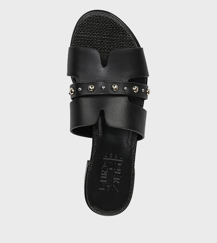 NANICHENAT Embellished Low Heel Sandals